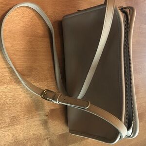 Classic Cream Leather Women’s Shoulder Bag